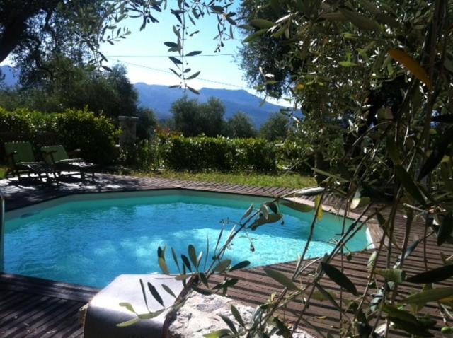 Maison De Avec Piscine * Berre-les-Alpes