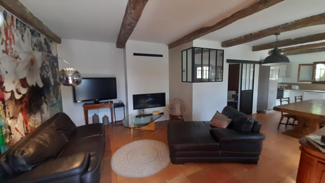 Maison De Avec Piscine Holiday home *