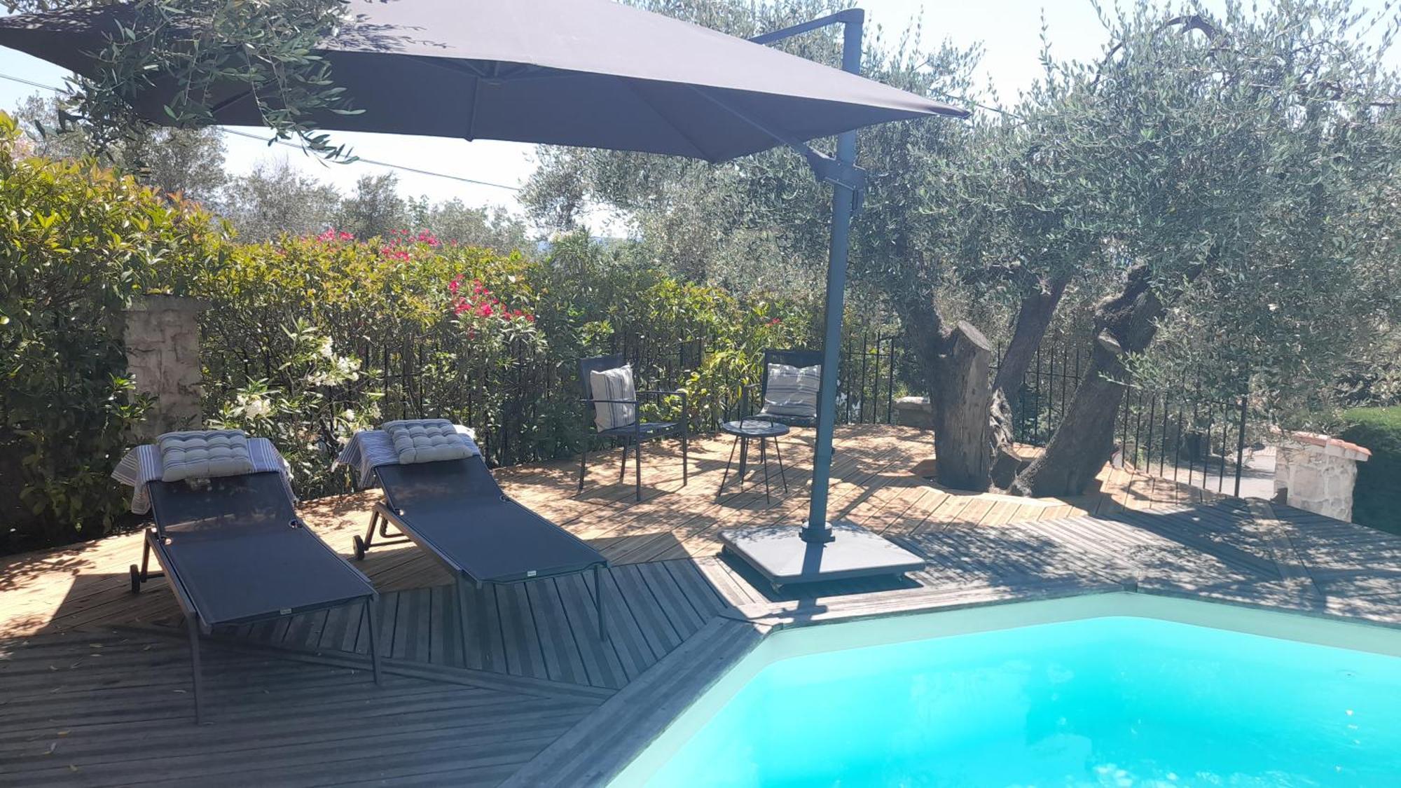 Maison De Avec Piscine Holiday home Berre-les-Alpes